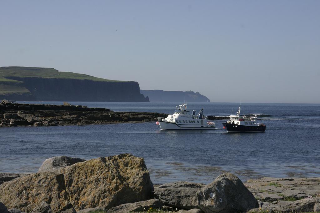 Doolin Cottage Accommodation ภายนอก รูปภาพ